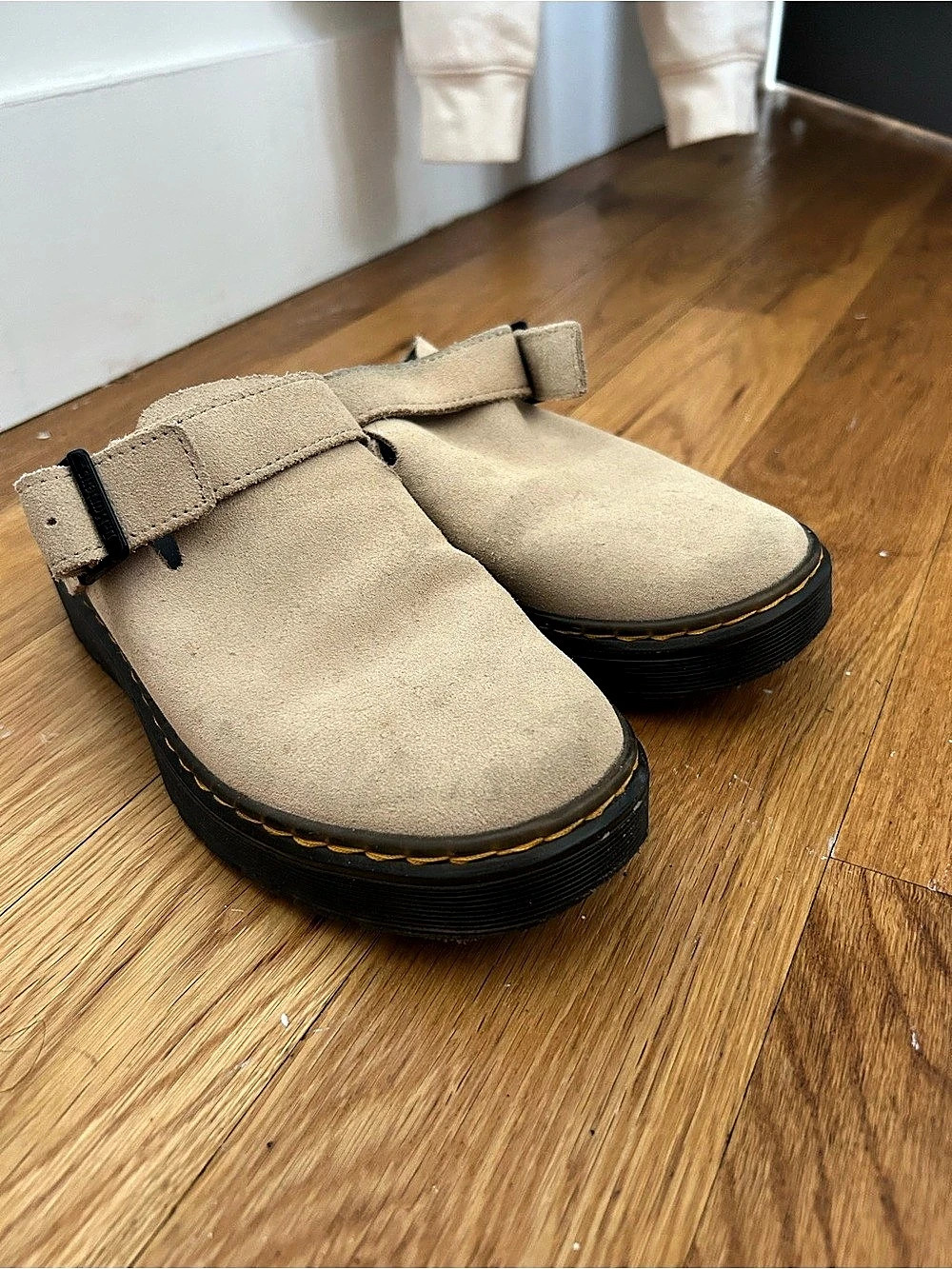 Dr. Martens Jorge II Suede Slingback Mules Sandals Beige & Black US 7